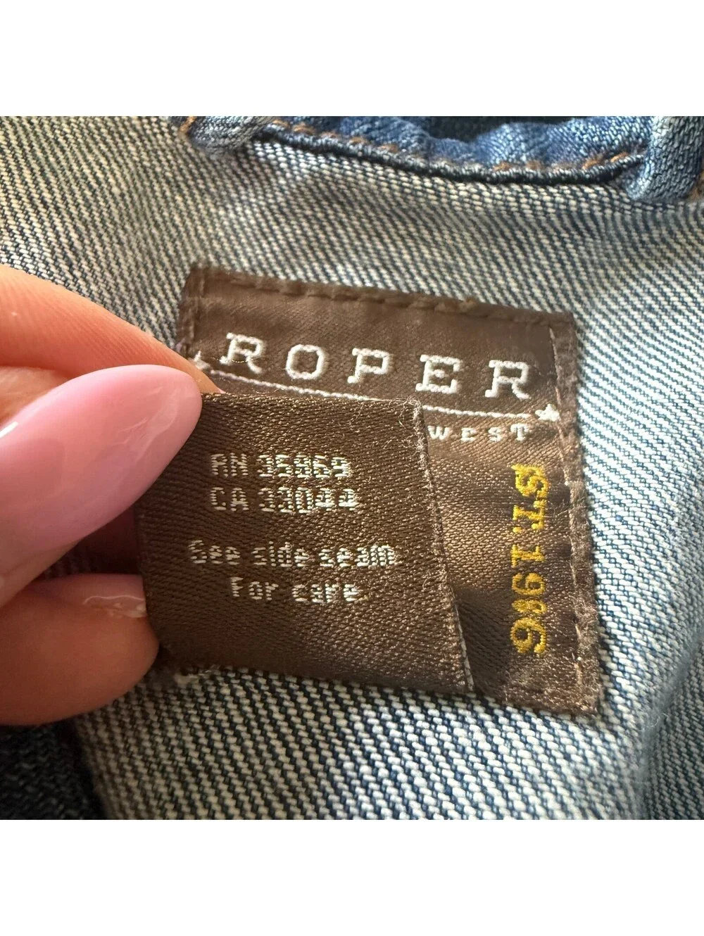 Roper Men's Fall Denim Trucker Jacket Sz L Western Wear the West Medium Wash
